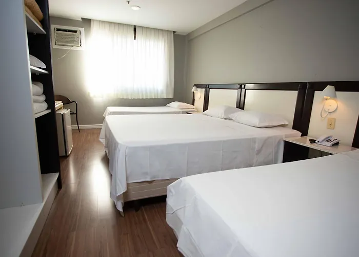 Hotel Master Express Alberto Bins - 200 Metros Do Hospital Santa Casa 3*