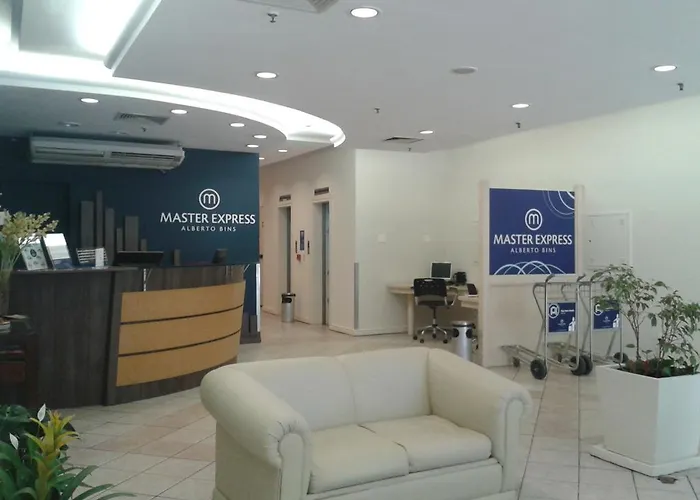 Master Express Alberto Bins - 200 Metros Do Hospital Santa Casa Porto Alegre