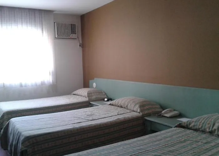 Hotel Master Express Alberto Bins - 200 Metros Do Hospital Santa Casa 3*